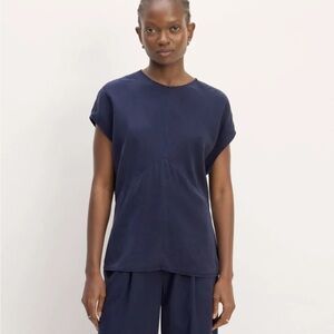 EVERLANE THE DRAPE TOP IN BUTTERLITE Navy Size Zero